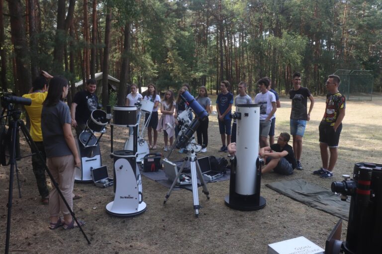 Wprowadzenie do obserwacji podczas letniego obozu astronomicznego