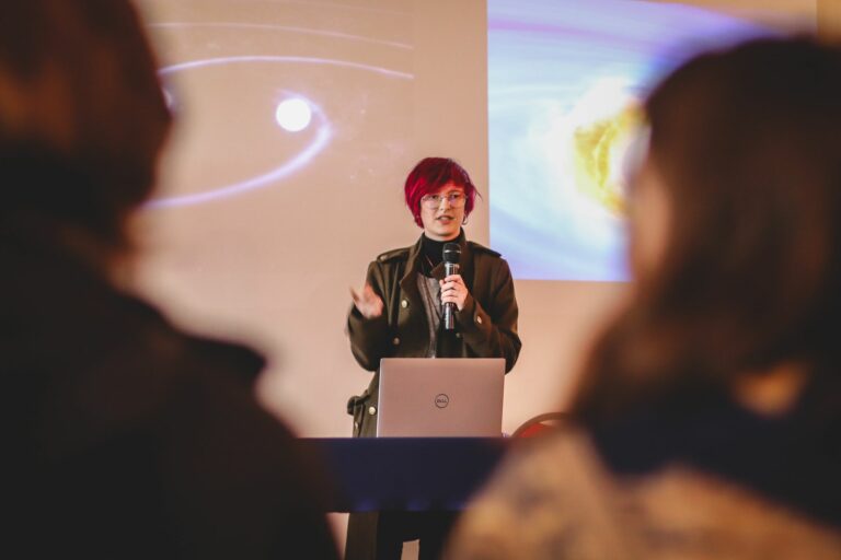 Workshop participant giving a popular science presentation